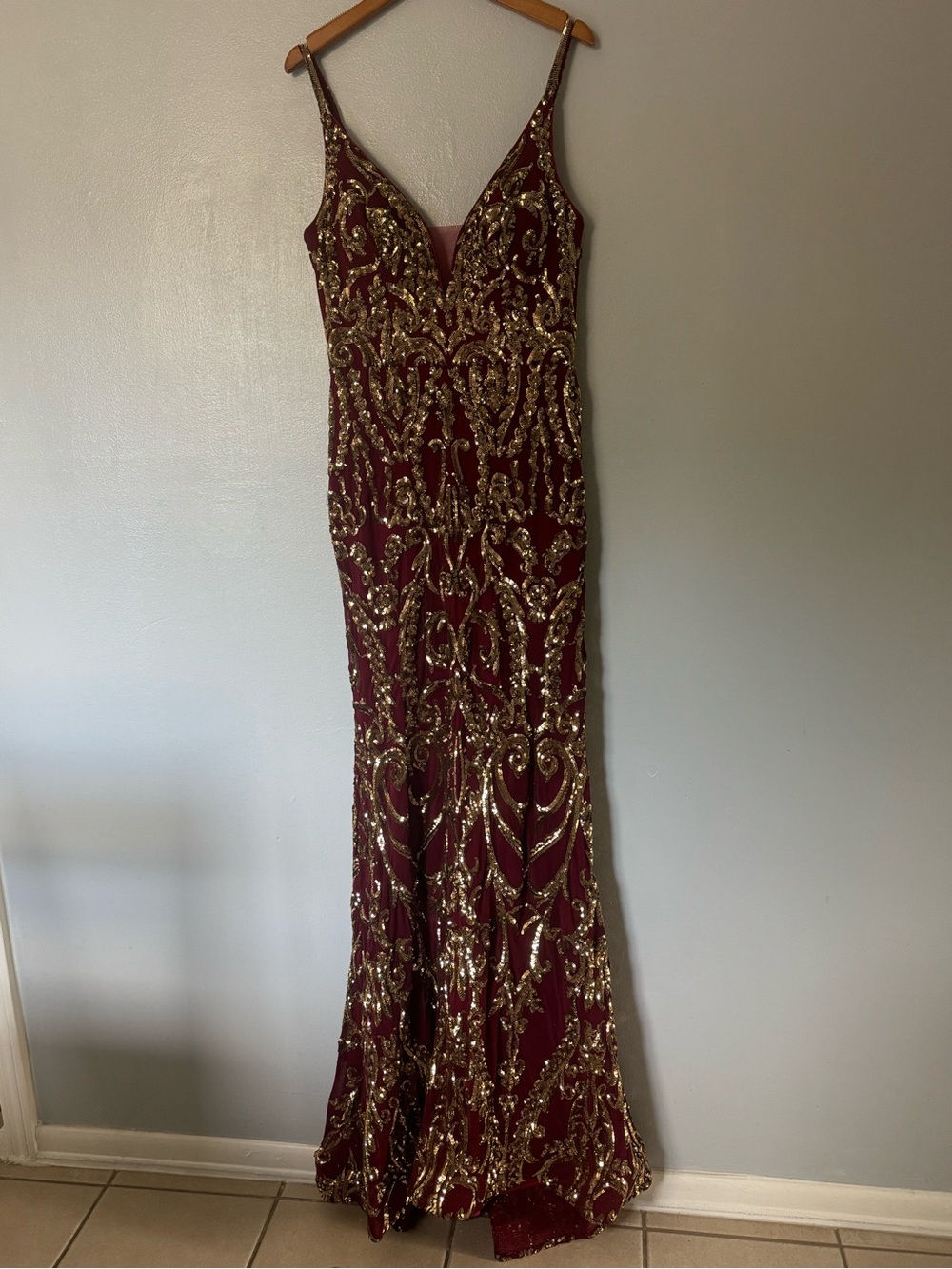 Anny Lee Burgundy and Gold Sequined Prom Dress